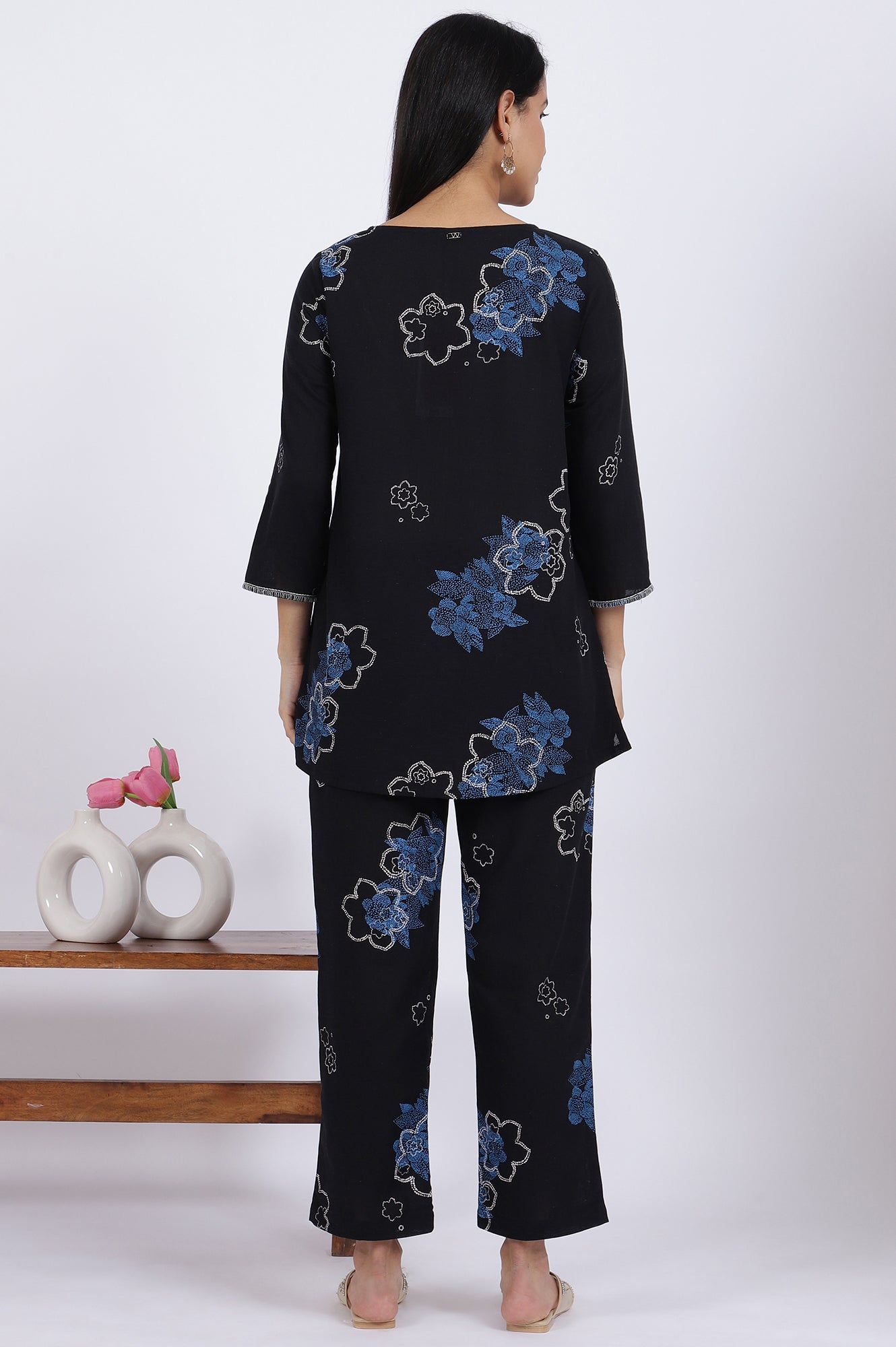 Blue Bold Floral Printed Rayon Flax Tunic and Straight Pants Co-ord Set