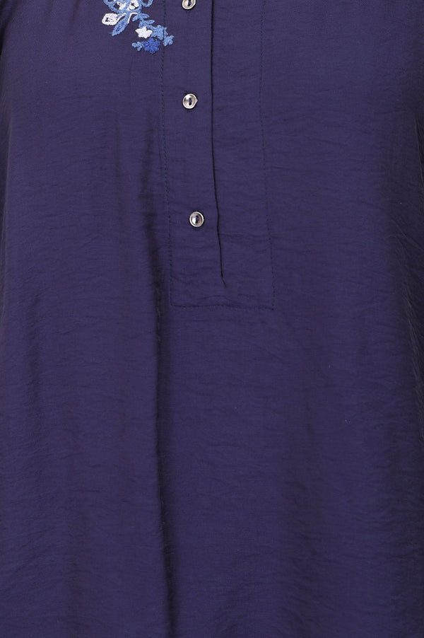 Navy Blue Thread Embroidered Straight Kurta with Pants Co-ord Set