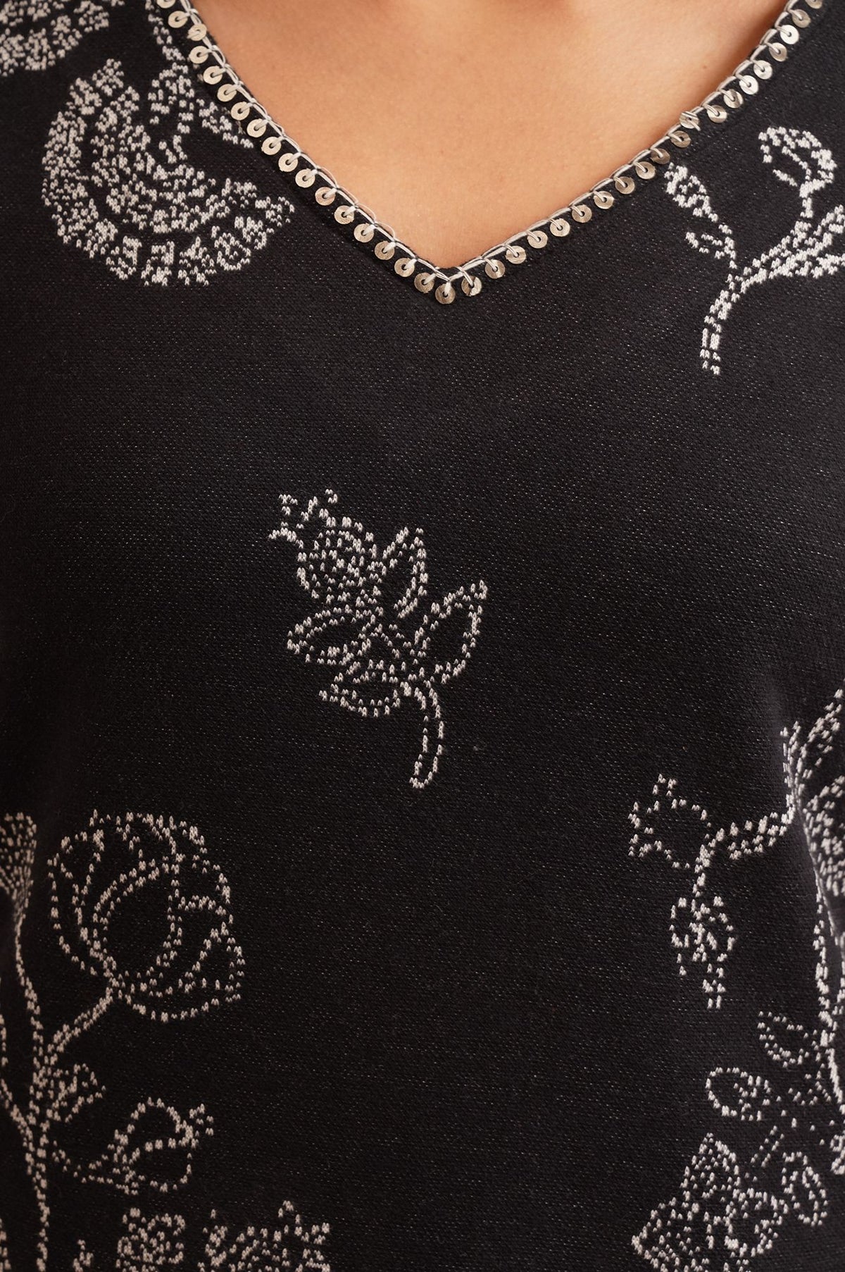 Black Floral Printed Sequins Yarn Dyed Jacquard Straight Winter Kurta with Parallel Pant Set