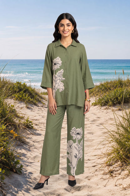 Green Floral Printed Straight Shirt with Parallel Pants Co-ord Set