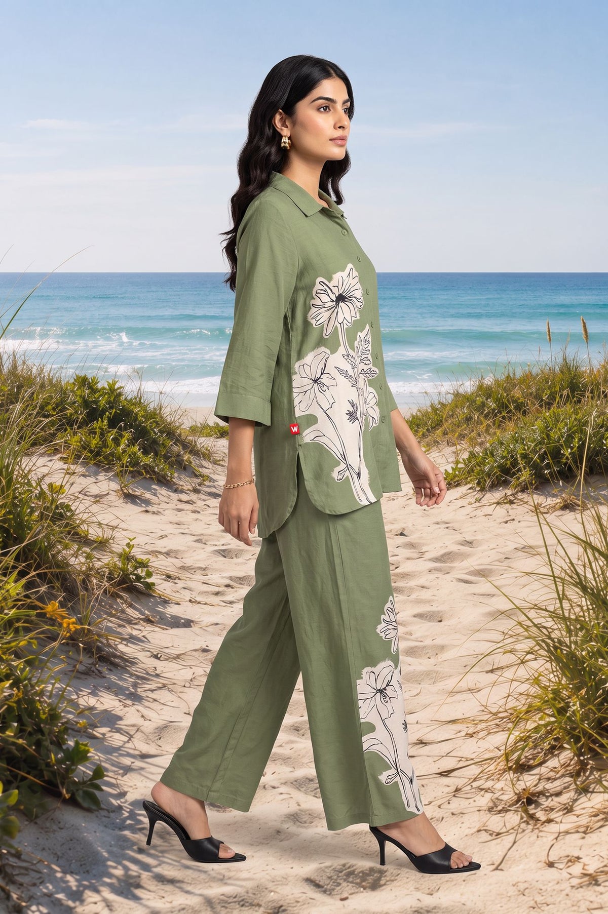 Green Floral Printed Straight Shirt with Parallel Pants Co-ord Set