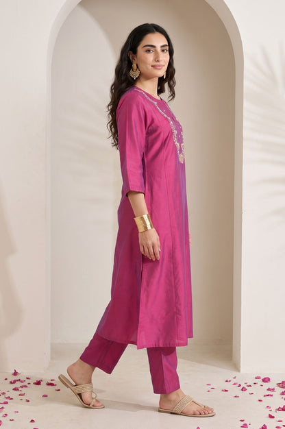 Magenta Embroidered Straight Kurta