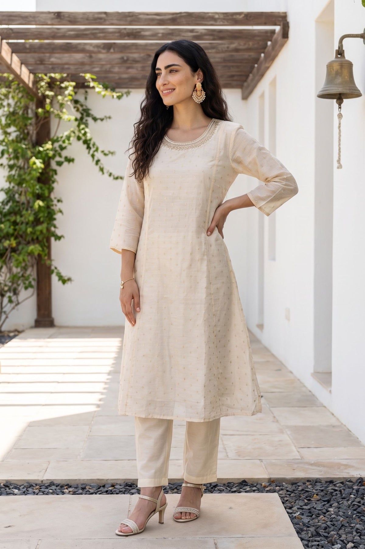 Off White Yarn Dyed Zari Embroidered Chanderi A-line Kurta