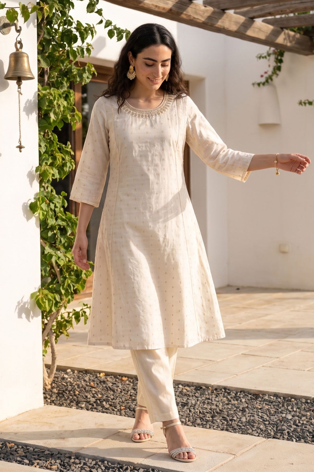 Off White Yarn Dyed Zari Embroidered Chanderi A-line Kurta