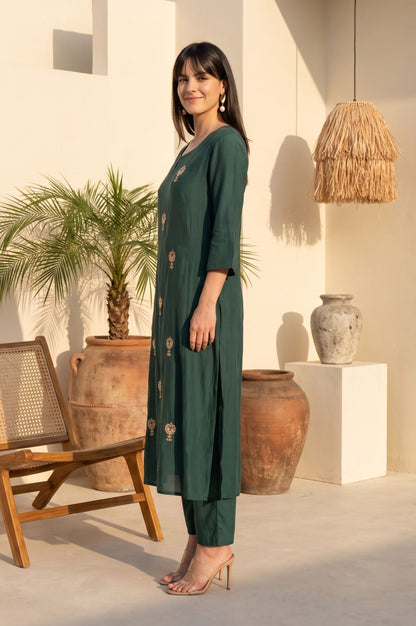 Green Zari Embroidered Faux Chanderi Straight Kurta
